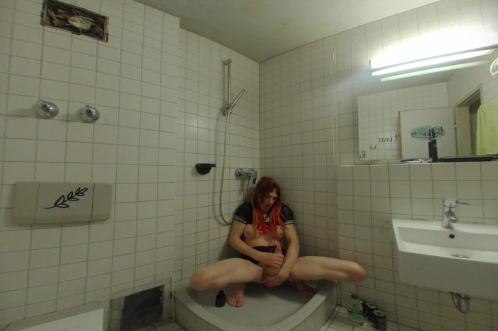 Perception of Depth - Jasmine_Dlight but VR: Jasmine_dlight - Deep Double Dildo in the Shower Vr180