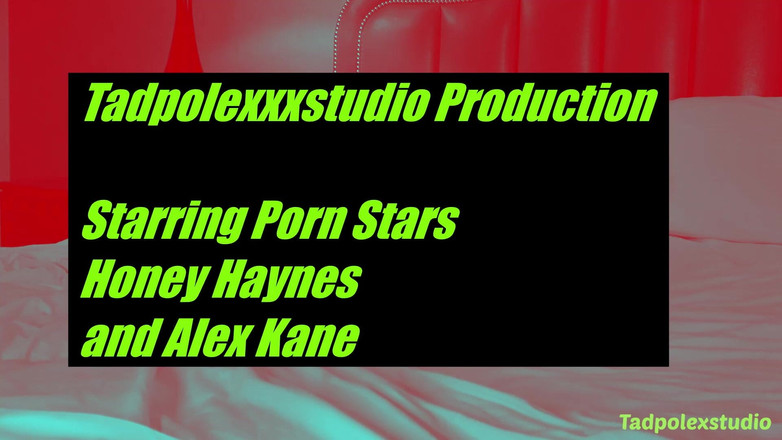TadpolexStudio: Honey Hayes和alex kane分享一根老鸡巴