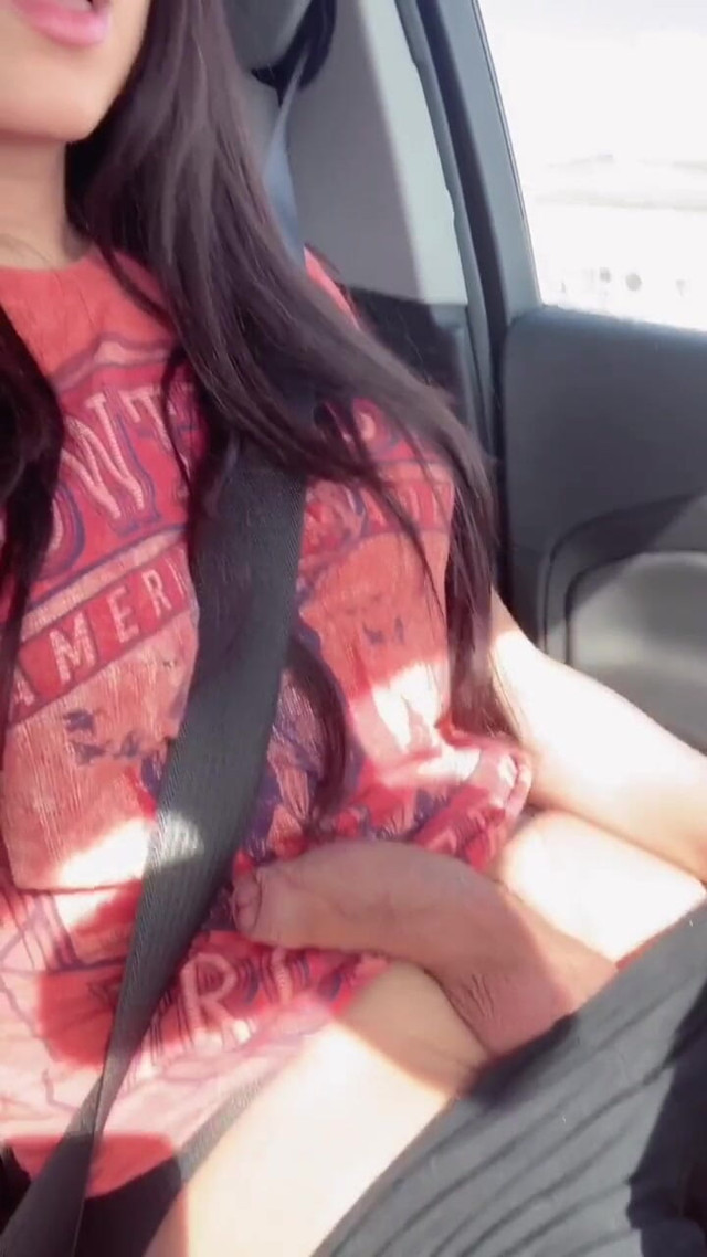 Driving Into La for the Weekend. I Sure Could Use a  co-pilot (Karabella)