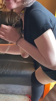 Lady Oups Masturbacja z wibratorem