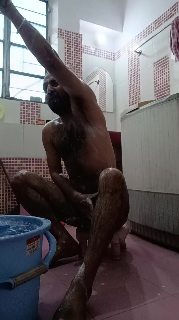 Rajasthani-old-lover: Tar ett bad