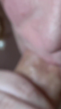 Tad pole ger Yaya gingersnatch två creampies