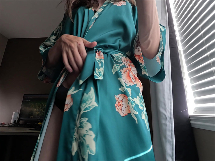 Mistress Mel: Dengarlah Tuan Awak. Kosongkan Telurnya