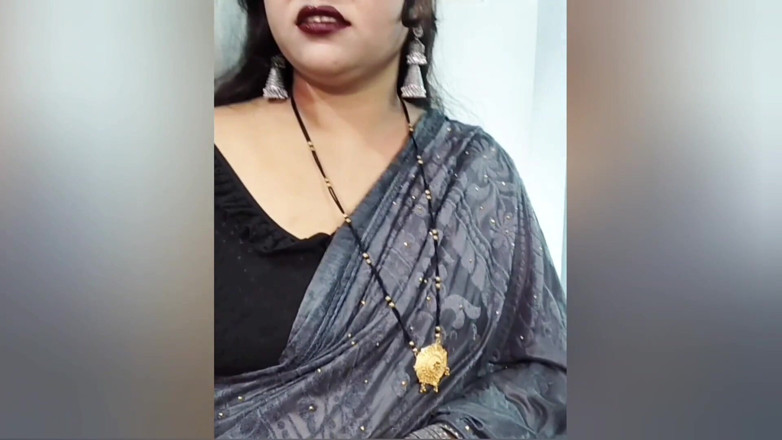 Sexykajalbhabhi: Hermanastra ayuda a su hermanastro a que de repente la...