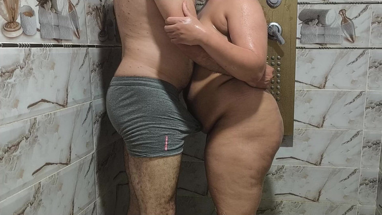 Arabic ebony BBW: Секс арабки в хамамі, частина 10