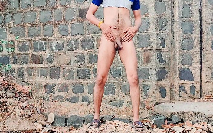 Tani: Dick Lover Tani Nude in Forest