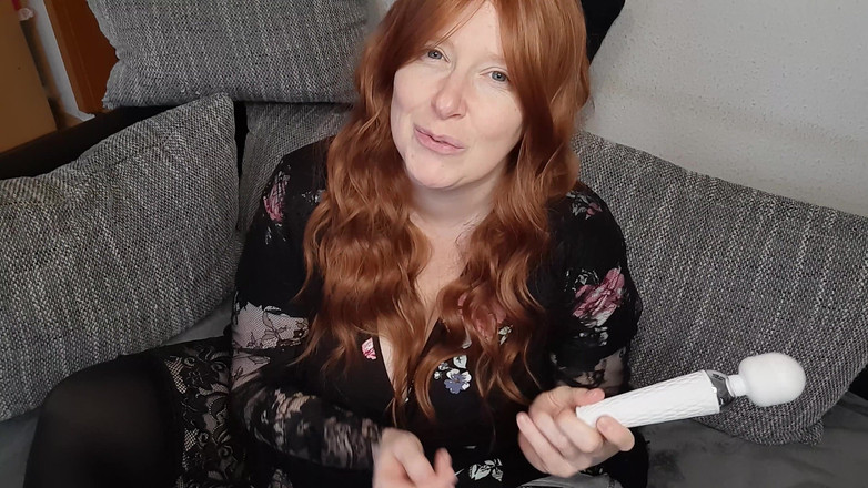 Curly_Dreams: Siapa yang lebih dulu? Anda atau saya?