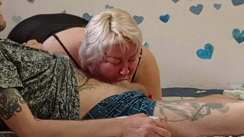 Zona901: La cagna mi succhia il cazzo fino a quando non...