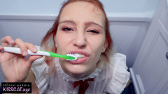 KissCat: Scopata in faccia gola profonda per giovane ragazza e sperma...