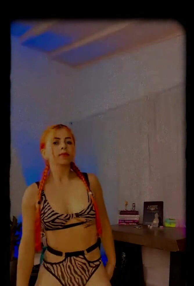 Victoria Smith TV: Vise dulci Mua