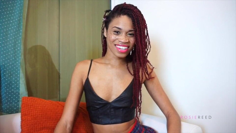Rosie Reed: Vypadáš gay jako kurva - domina bohyně Rosie Reed ponižuje hetero...