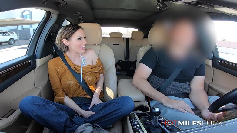 Hot Milfs Fuck: Ainsley Adams
