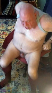 Beardaddychub se masturba en calcetines y jock