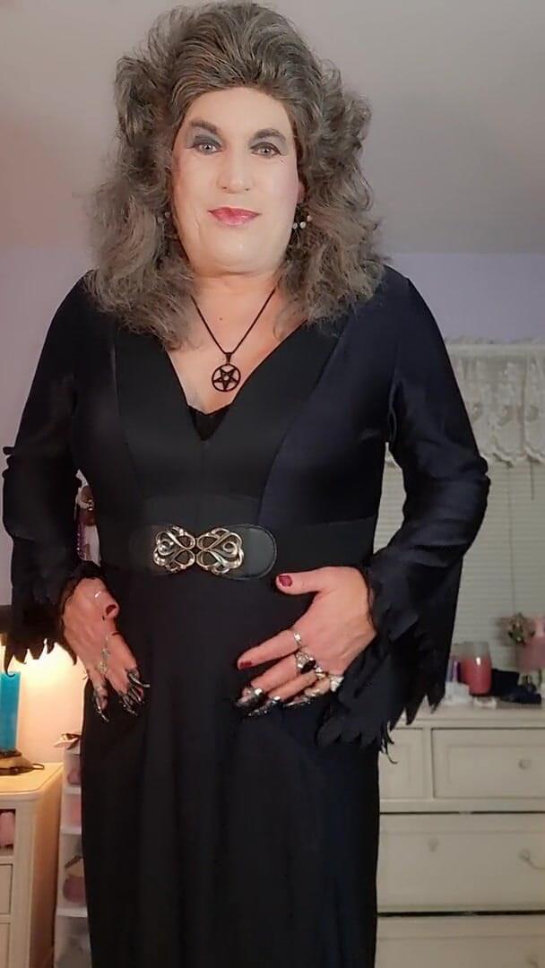 Victoria Lecherri: Gelukkig Halloween van gravin Victoria, Koningin van de verdomde!