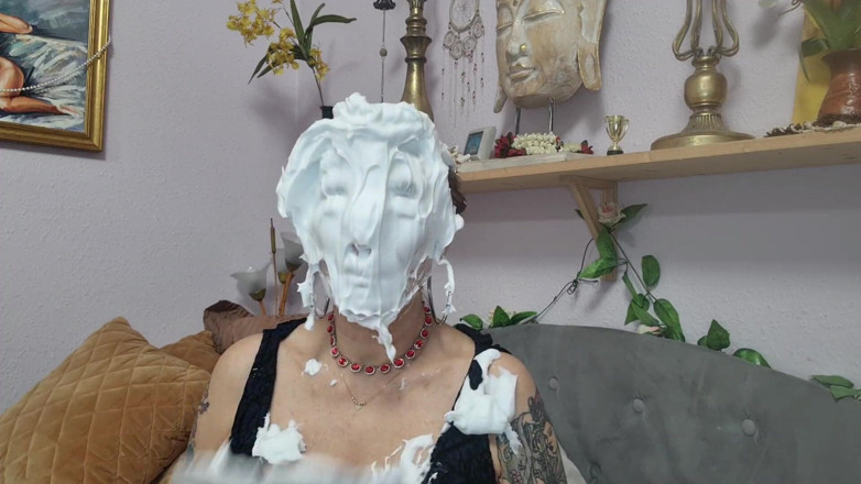 Melissa Johnson: I Am Your Pie Slut!