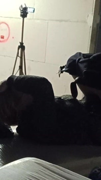 Memek bos disuntikkan jauh ke dalam memek bosnya sendiri