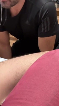 Dominant Jock Spreads His Legs and Gets Deepthroat