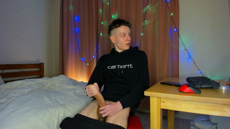 Morflot24: 若きスタッドの恍惚とした精液満ちのフィニッシュ