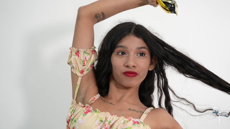 Shave Flix: Claudia