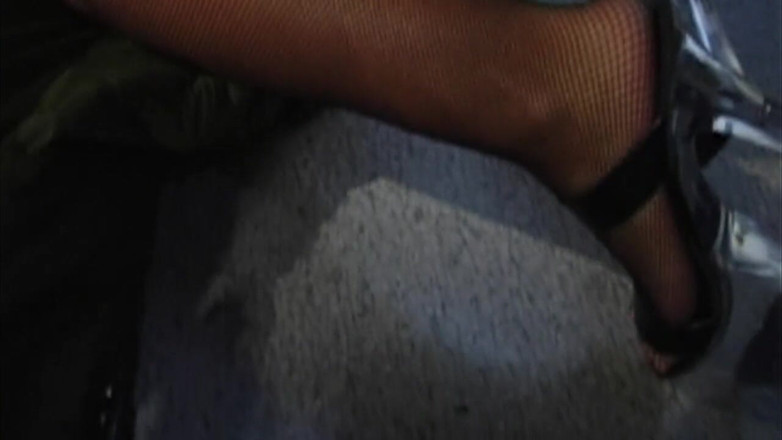 ONLYFREAKSX: MILF scopa il suo vicino