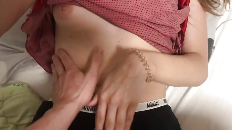 MaybeNatty: Adoro giocare con il cazzo dei fratellastro più giovane