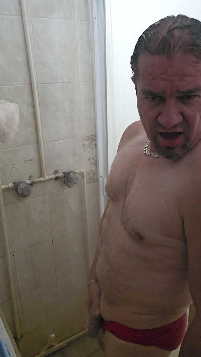 Brayan_PerDiazz: Taking a Bath and Playing with My Penis