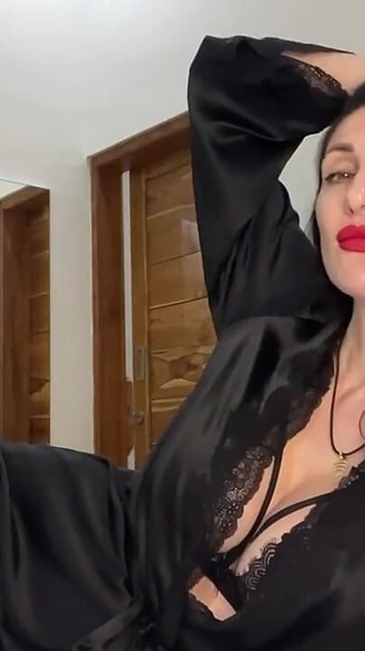 Dirty Talk with Hot Mistress (Liza Virgin)