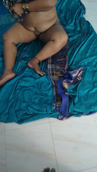 Hot on Bed