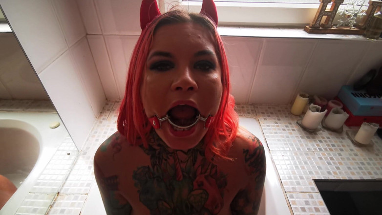 Sabien Demonia: Slut Get Hard Ass to Mouth Fuck