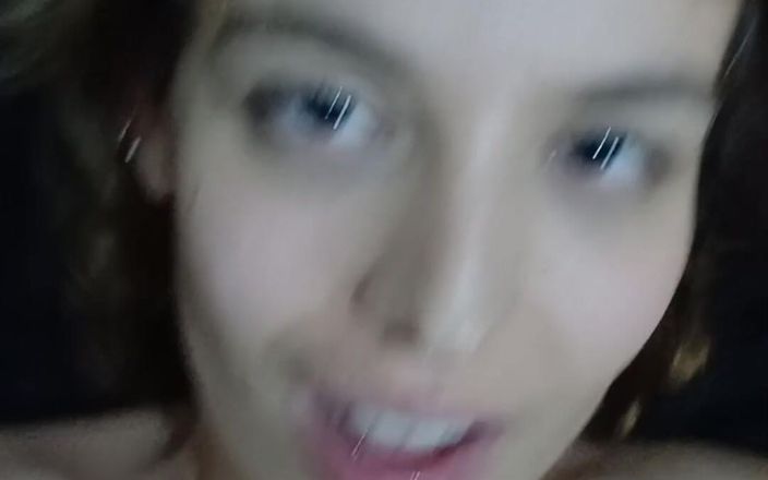 LunaOlvr: My Boyfriend Eats Me on the Sofa