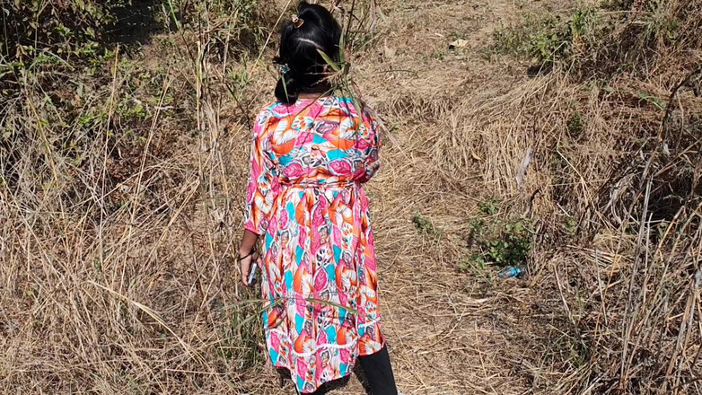 Mumbai Ashu: Ik nam de cowgirl mee naar de jungle en neukte...
