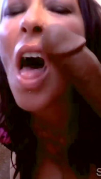 Gangbang istri hot bertato