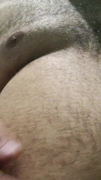 뚱뚱한 돼지랑 아침 먹어.