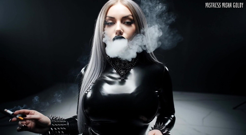 Goddess Misha Goldy: Elle perd chaque fois que je décide que tu es à...