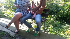 OurFetishLife: Geile schoonmoeder likt sperma van vingers na aftrekbeurt aan schoonzoon...