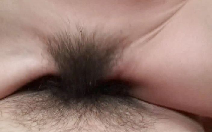 Asiatiques: छोटे स्तन वाली चोदने लायक मम्मी की बिस्तर पर चुदाई