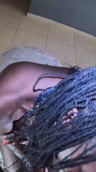 Sexig bikini slampa suger min kuk och blir creampied