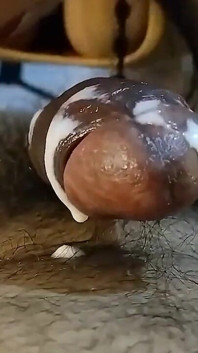 A doua parte sexy  mătușă suge pula unchiul ei vitreg cu înghețată Pai