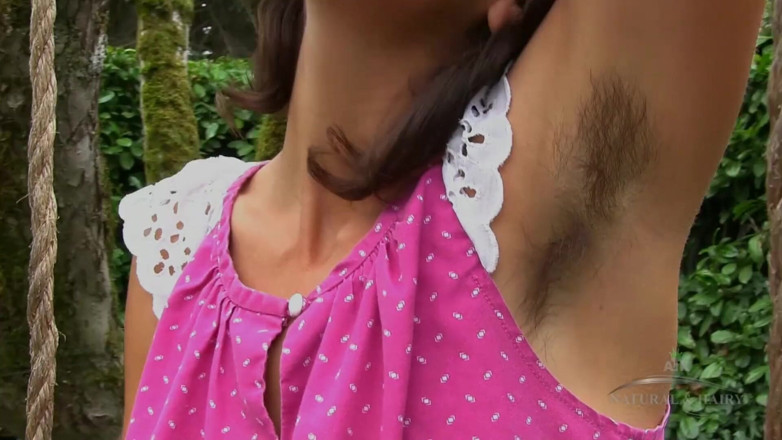 ATK Fans (Hairy): Her Skin and Bush Are Ready to Get Some Sun