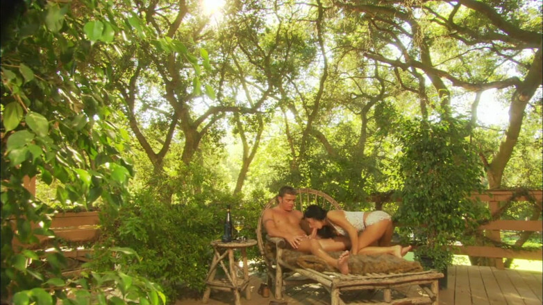 Big Tits World: Une MILF à gros nichons a besoin d'une grosse bite dans...