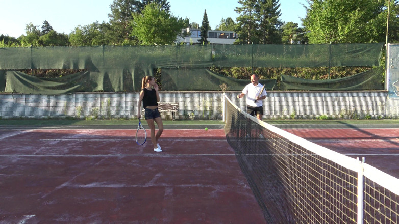 Femdom Austria: Tennis Femdom!
