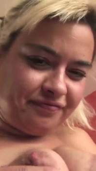 Ela com um pau falso