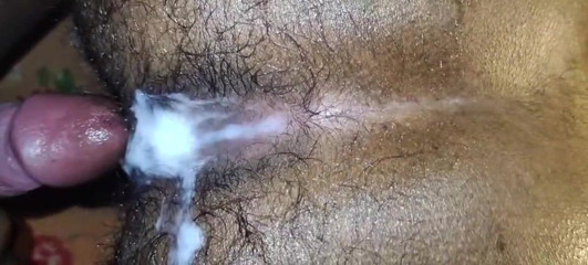 Babai: ベンガルの毛深い大きなお尻