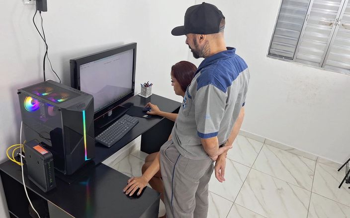 ksalnovinhos: Kiedy przychodzi technik, wita go i prowokuje!