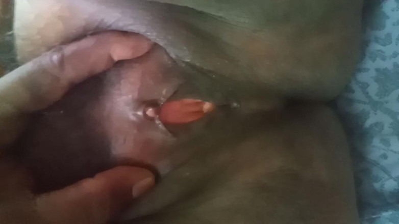 Pickup maami: Lelaki penghantar gas menikmati