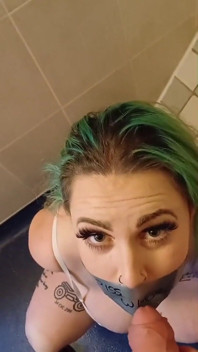Bambi Pisswhore