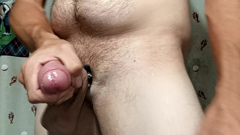 HungBareBackRabbit: Masturbandosi un grosso carico dopo essere stato allevato