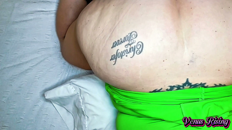 Venus Rising_Hotwife: Si jalang mani antara kaum dapat creampie tidak sengaja