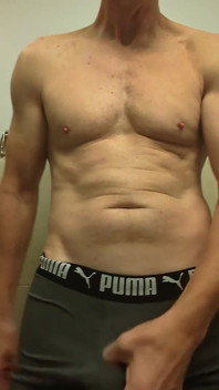 Padrasto tira roupa, golpes para você