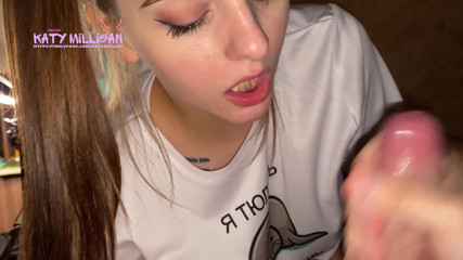 Katy Milligan: Morning blowjob from a beauty